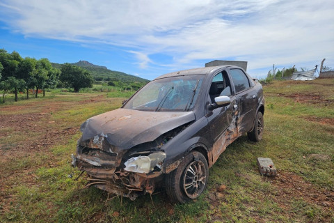 Dupla de assaltantes entra em confronto com a PM na zona rural de Picos